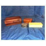 Jewelry/trinket boxes