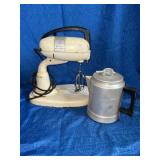 Vintage kitchen items