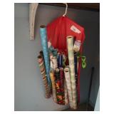 Wrapping paper & holder