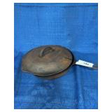 Cast Iron pan with lid