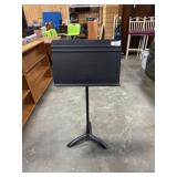 ManHasset Music Stand