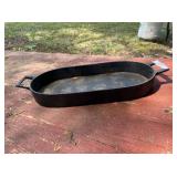 Cast iron pan