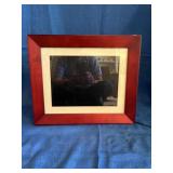 Digital picture frame