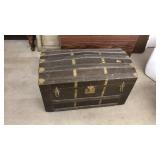 ANTIQUE ORNATE TRUNK