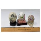3 HAND PAINTED DECORATIVE EGGS