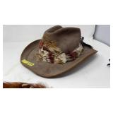 SAN FRAN FELT COWBOY HAT WITH FEATHERS