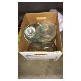 BOX OF ASST. PYREX DISHES