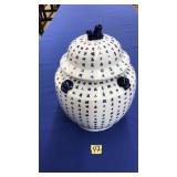 CHINESE BLUE&WHITE PORCELAIN LIDDED JAR