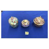 3 ASIAN POLYCHROME DECORATED LIDDED CUPS