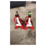 2 BOTTLE JACKS