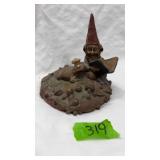 TOM CLARK 'HENSON' READING TO FROG GNOME FIGURINE