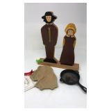 SMALL CASTIRON PAN, COOKIE MOLD, PILGRIM FIGURINE