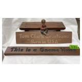 TOM CLARK CREATIONS MANTLE FIGURE & GNOME SIGN