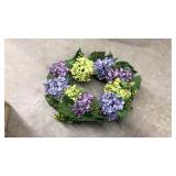 DECORATIVE FLORAL WREATH