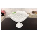 MILK GLASS FAN VASE 'OLD QUILT' PATTERN