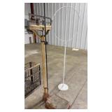 IRON ANTIQUE DOCTORS SCALE & BIRD STAND