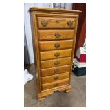 OAK LINGERE CHEST