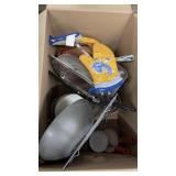 FLAT OF ASST KITCHENWARE