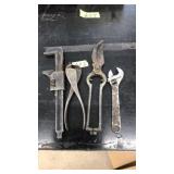 ASST ANTIQUE HAND TOOLS