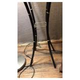 DECORATIVE PLANT STAND