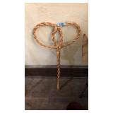 WOVEN BLANKET BEATER