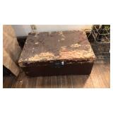 ANTIQUE TRUNK
