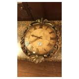 DECORATIVE WALL CLOCK