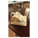 POCELAIN HAND PAINTED CHEESE BOX