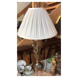 ORNATE DECORATIVE LAMP