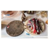 2 PC POTTERY & TRAY W/ ASST DRINK STIRS