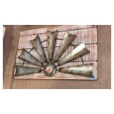 METAL & WOOD FARMHOUSE WALL ART