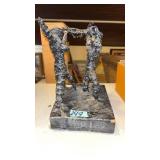 METAL 'BRUTALIST STYLE' WIRE FIGURAL