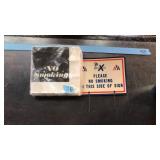 SMOKERS SIGN & NAPKINS