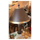 DECORATIVE TABLE LAMP
