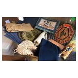 BASKET W/ ASST LINENS