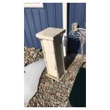 32' WOOD PAINTED PLANT STAND