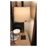 MODERN TABLE LAMP