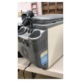 VECTOR THERMOELECTRIC COOLER/WARMER