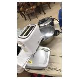 LOT OF SMALL APPLIANCES