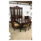 HEAVY CARVED DINING ROOM SET