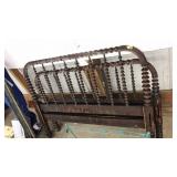 MAHOGANY SINGLE SPOOL BED