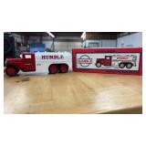 HUMBLE 1930 DIAMOND T TANKER COIN BANK IN BOX