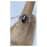 10K YG ONYX & DIAMOND CHIP RING