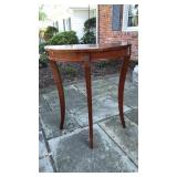 MAHOGANY SIDE TABLE