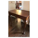 QUEEN ANNES MAHOGANY TEA TABLE