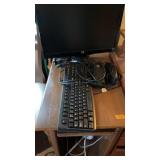 HP COMPUTER MONITOR & KEYBOARD