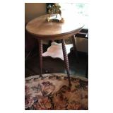 OAK PARLOR TABLE