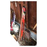 LOT OF REFLECTIVE YARD STAKES