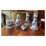 VIENNA WOODS FINE CHINA 5 PC SET