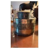 DUT CHARDT LIDDED BOTTLE